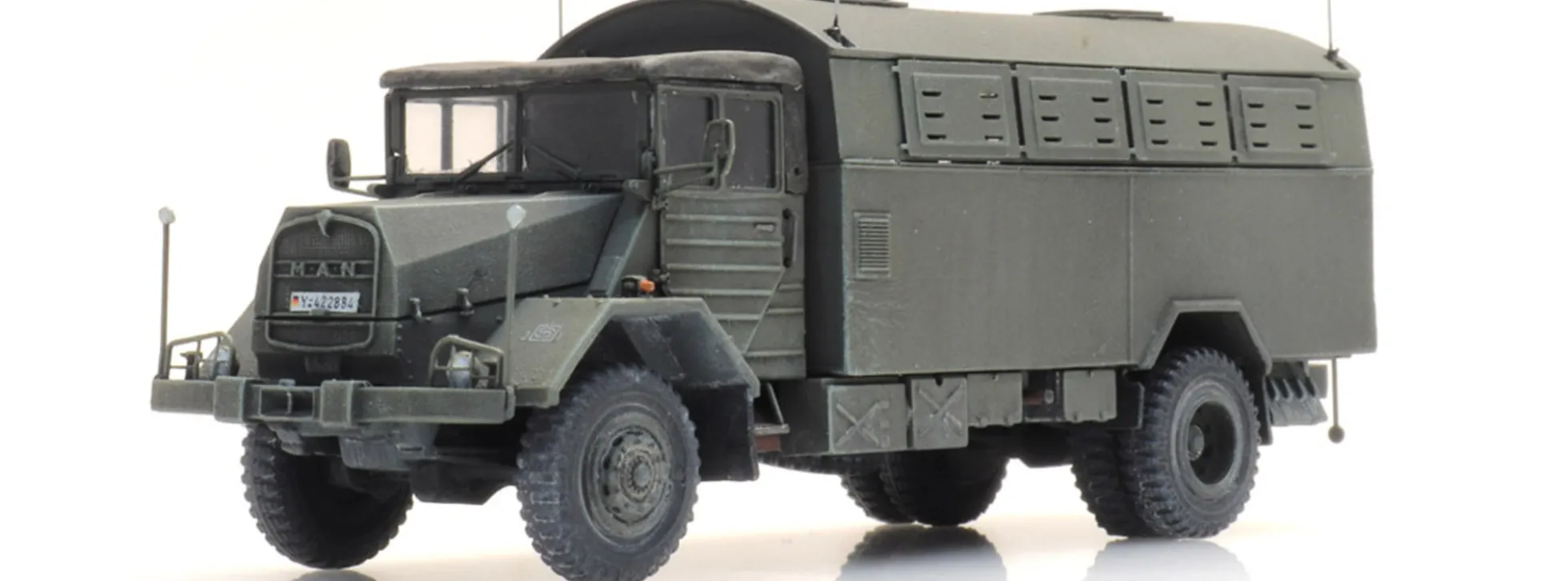 Artitec 6870417 BRD MAN 630 L2 A mit Fernmelde Kofferaufbau | Militärmodell 1:87
