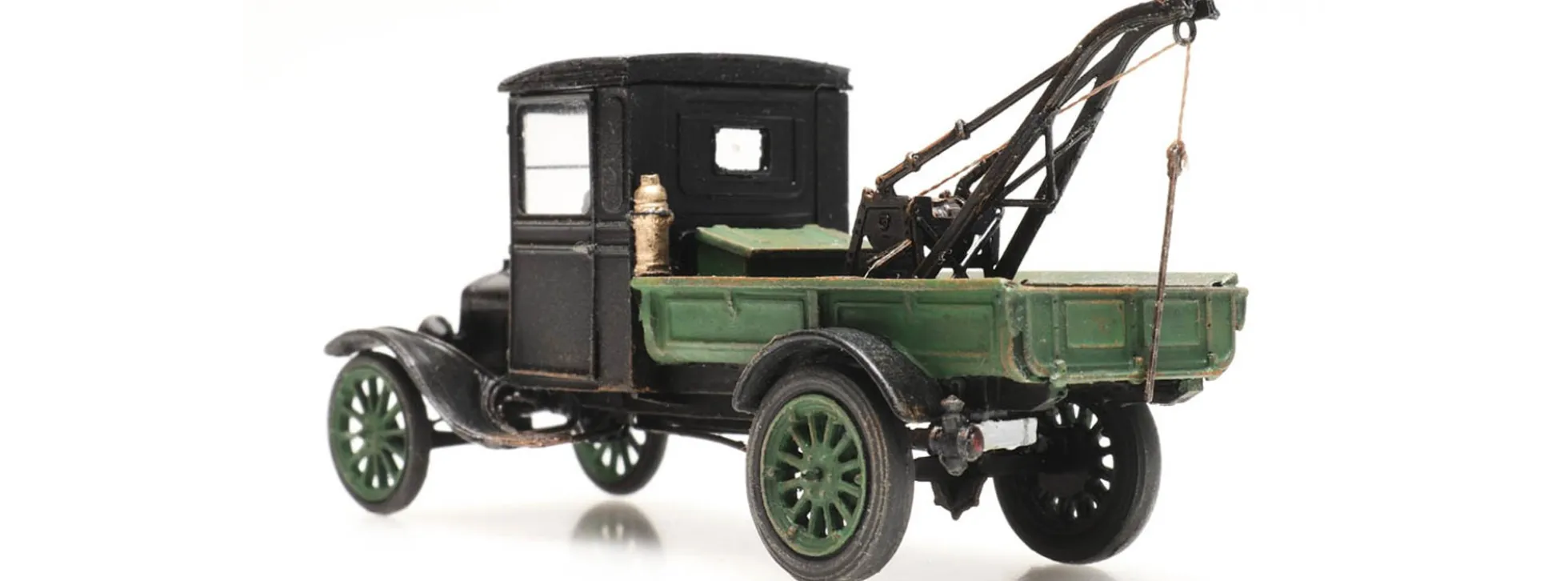 Artitec 387.419 Ford Model TT Abschlepper schwarz/grün | LKW-Modell 1:87