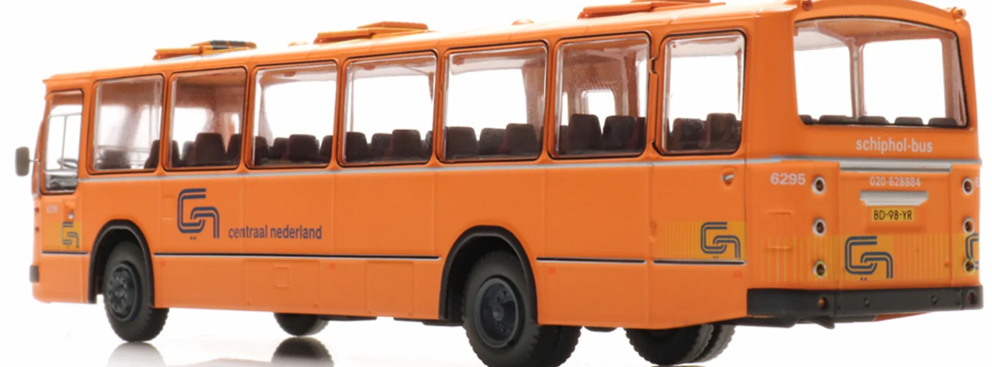 Artitec 487.070.04 Regionalbus CN 6295 Schipholbus Ausstieg Mitte | Busmodell 1:87