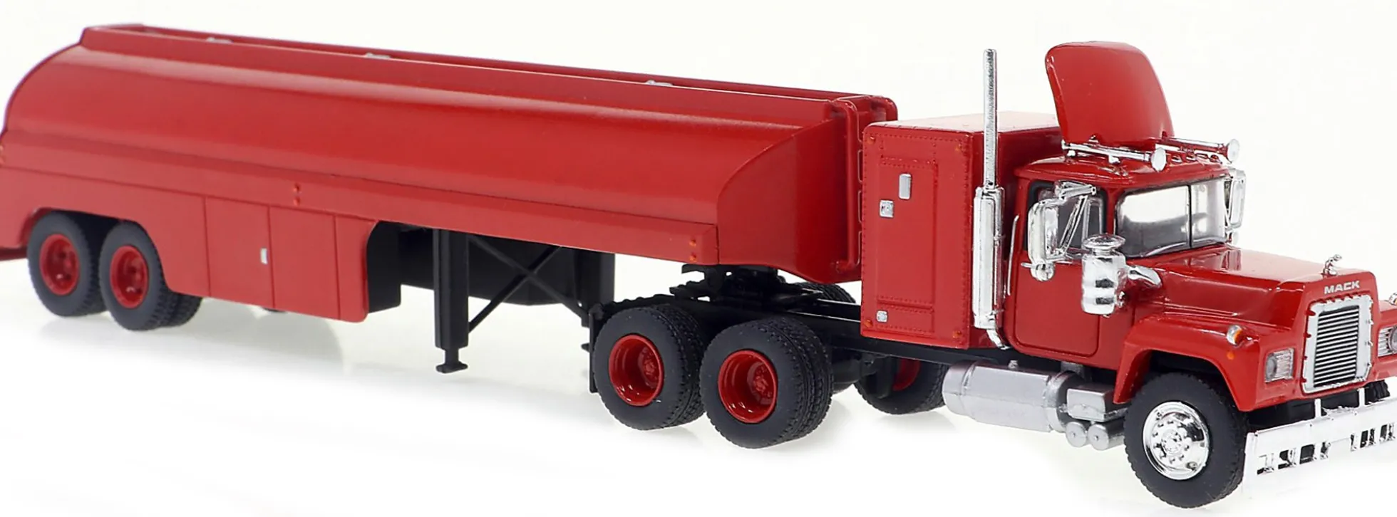 BREKINA 85814 Mack RS 700 Löschtanksattelzug fire department 1966 LKW-Modell 1:87
