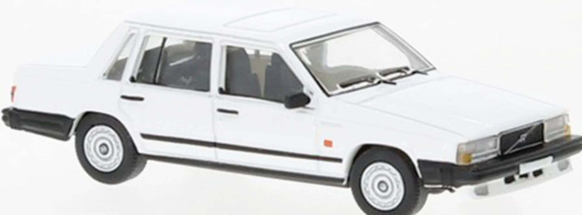 BREKINA PCX870662 Volvo 740 Limousine 1984 weiss Automodell 1:87