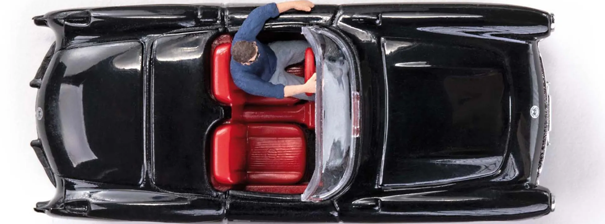 BUSCH 45435 Chevrolet Corvette C1 Cabrio mit Figur 1956 Automodell 1:87