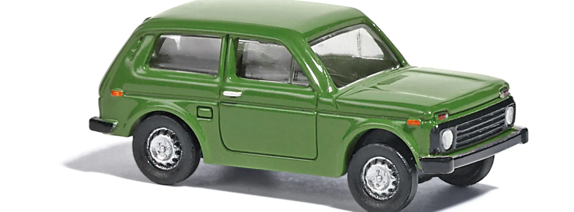 BUSCH 87100 Lada Niva grasgrün | Modellauto 1:120