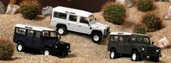 BUSCH 50301 Land Rover Defender grün Modellauto 1:87