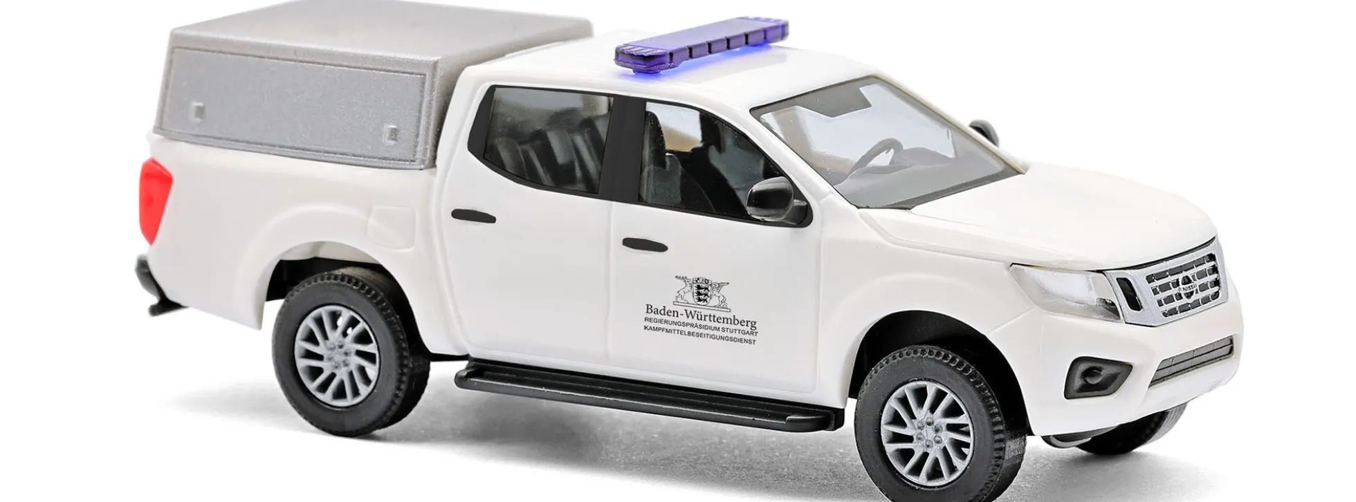 BUSCH 53737 Nissan Navara Kampfmittelbeseitigung Baden-Württemberg Automodell 1:87