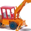BUSCH 54401 TIH 445 Schlepper mit Kranhaken Orange | Baumaschinenmodell 1:87