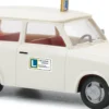 BUSCH 53215 Trabant P601 Kombi Fahrschule | Modellauto 1:87
