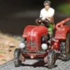 BUSCH 8358 Traktor Junior mit Bauer | Landwirtschaftsmodell 1:160