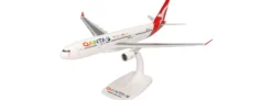 herpa 614061 Airbus A330-200 Qantas Pride is in the Air | Snap-Fit WINGS 1:200
