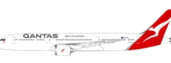 herpa 611770 Boeing 787-9 Dreamliner Qantas | SnapFit Steckbausatz 1:200