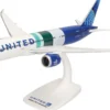 herpa 614863 Boeing 787-9 Dreamliner United Airlines The Future is SAF | Snap-Fit WINGS 1:200