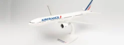 herpa 613491 Boeing 777-300ER Air France 2021 | Snap-Fit WINGS 1:200