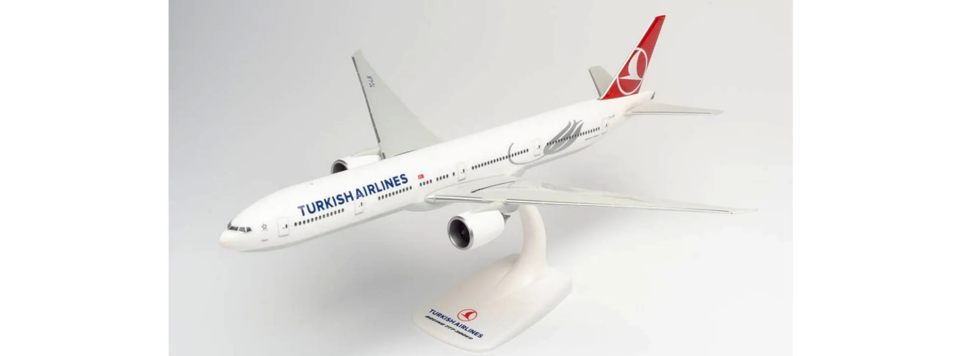 herpa 613057 Boeing 777-300ER Turkish Airlines Izmir Steckbausatz 1:200