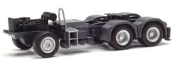 herpa 085328 Fahrgestell MAN TGX 3achs mit Heckabstützung und Krankonsole 2 Stück Bausatz 1:87