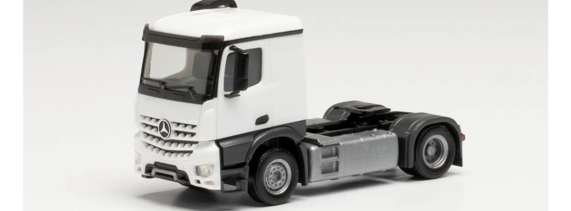 herpa 313940 MB Arocs CS Solozugmaschine weiß | LKW-Modell 1:87