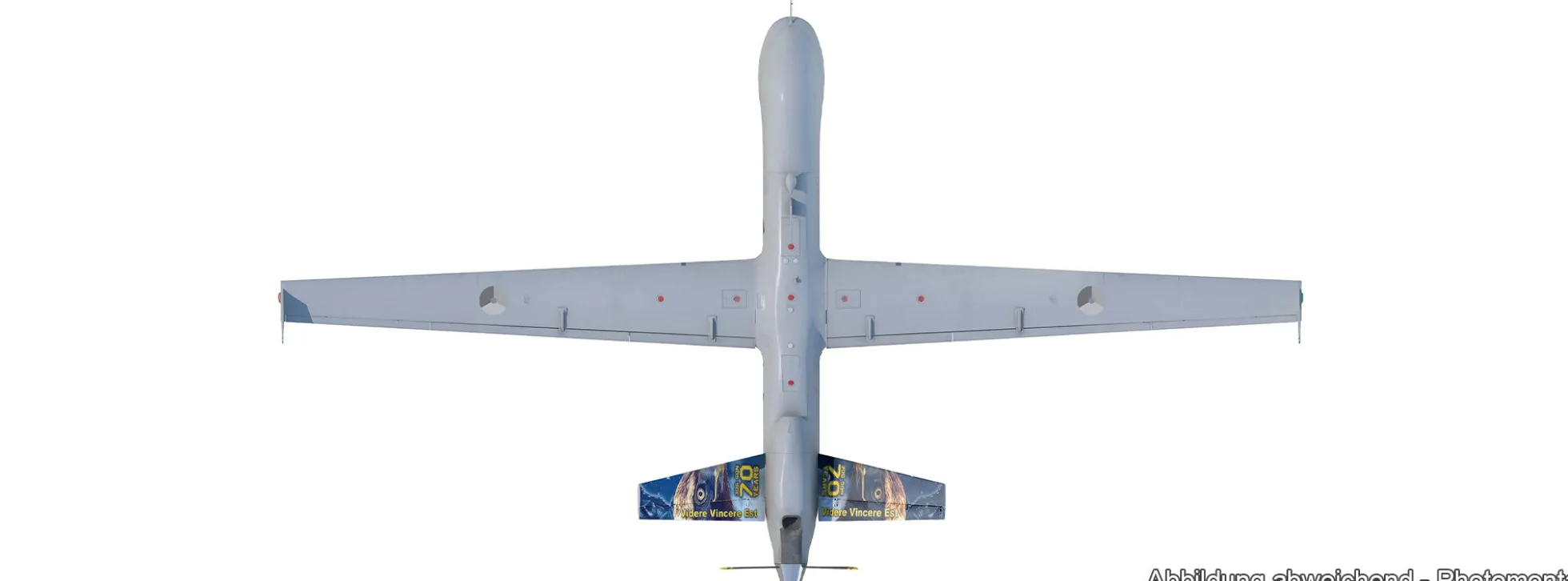 herpa 580915 MQ-9A Reaper Block 5 Leeuwarden 70 Years Royal Netherlands AF | WINGS 1:72
