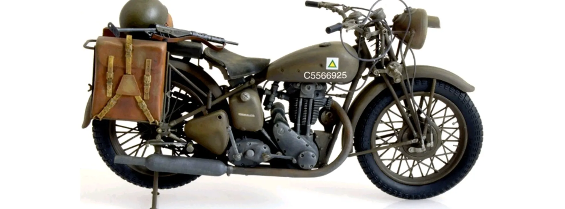 ITALERI 7402 British Triumph 3HW | Motorrad Bausatz 1:9