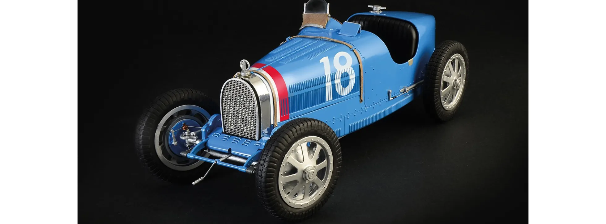 ITALERI 4710 Bugatti Type 35B | Auto Bausatz 1:12
