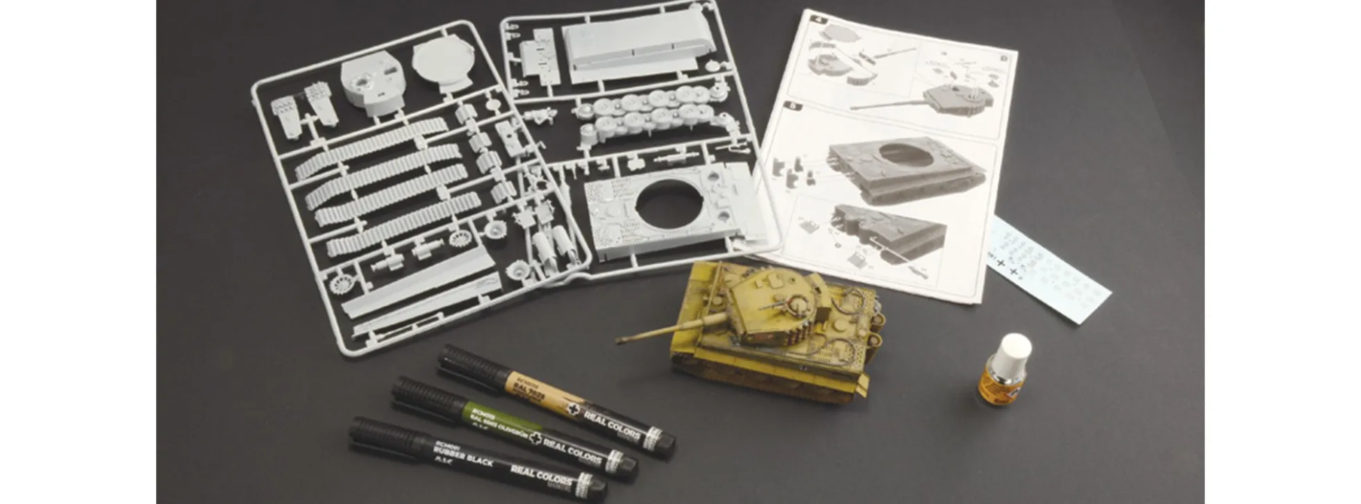 ITALERI 75002 Pz. Kpfw. VI Tiger I Ausf. E | Starter Set | Militär Bausatz 1:56