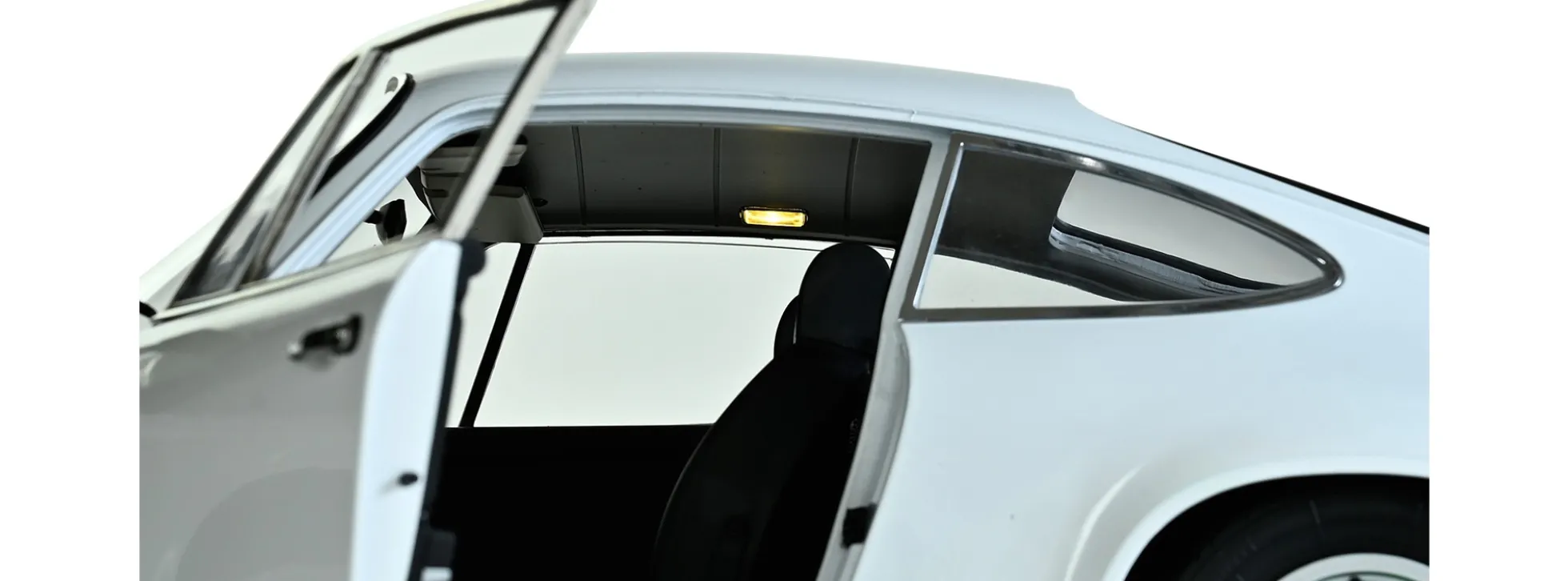 IXO 10116 Porsche 911 RS 2.7 Weiß/Grün | Sound + Licht | Premium Auto Bausatz 1:8