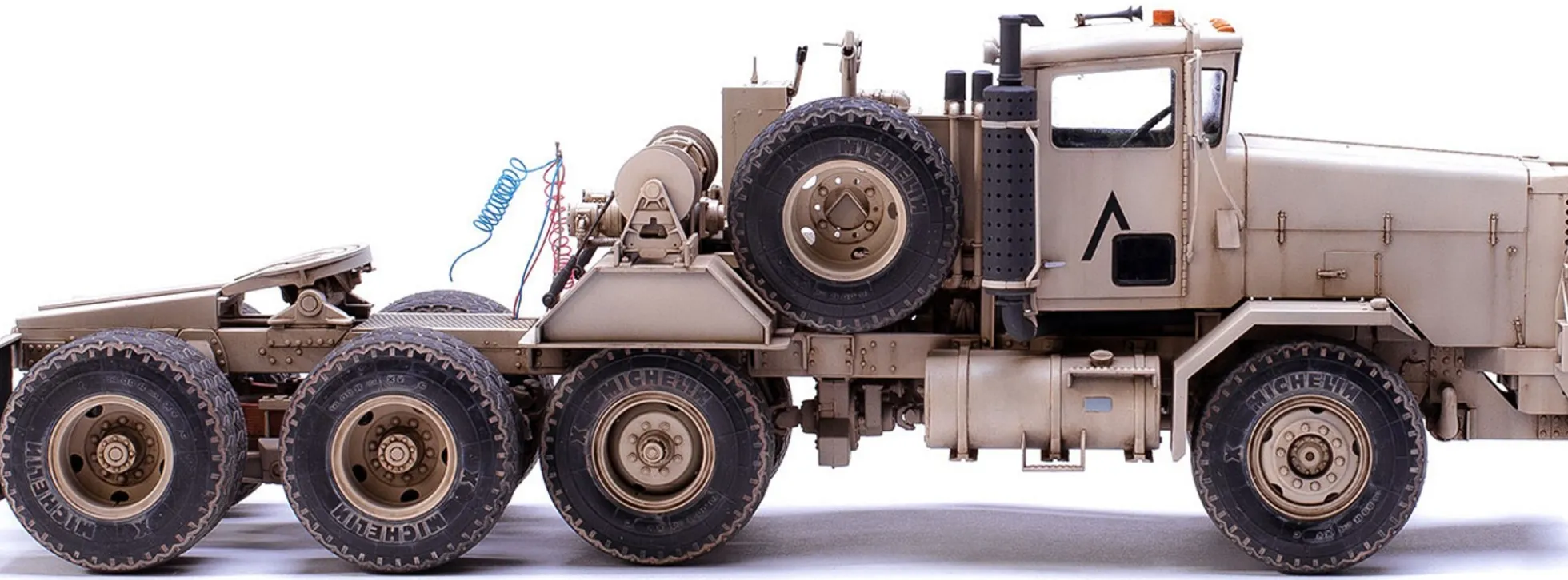 MENG SS-013 M911 C-HET(8x6) mit M747 Schwerlastauflieger | Militär Bausatz 1:35