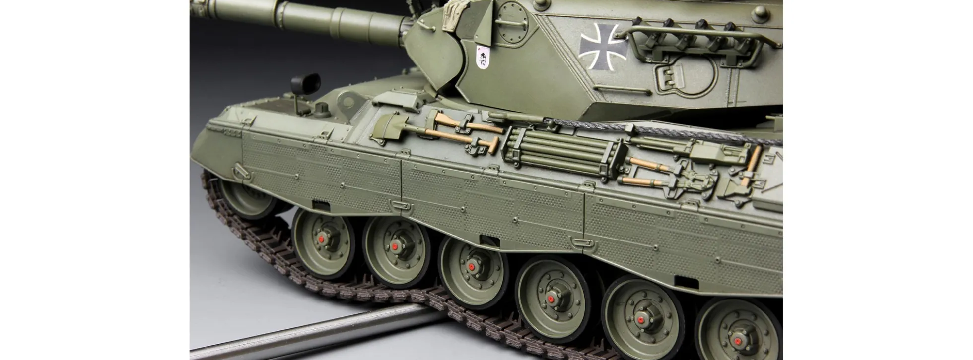 MENG TS-007 German Tank Leopard I | Panzer Bausatz 1:35