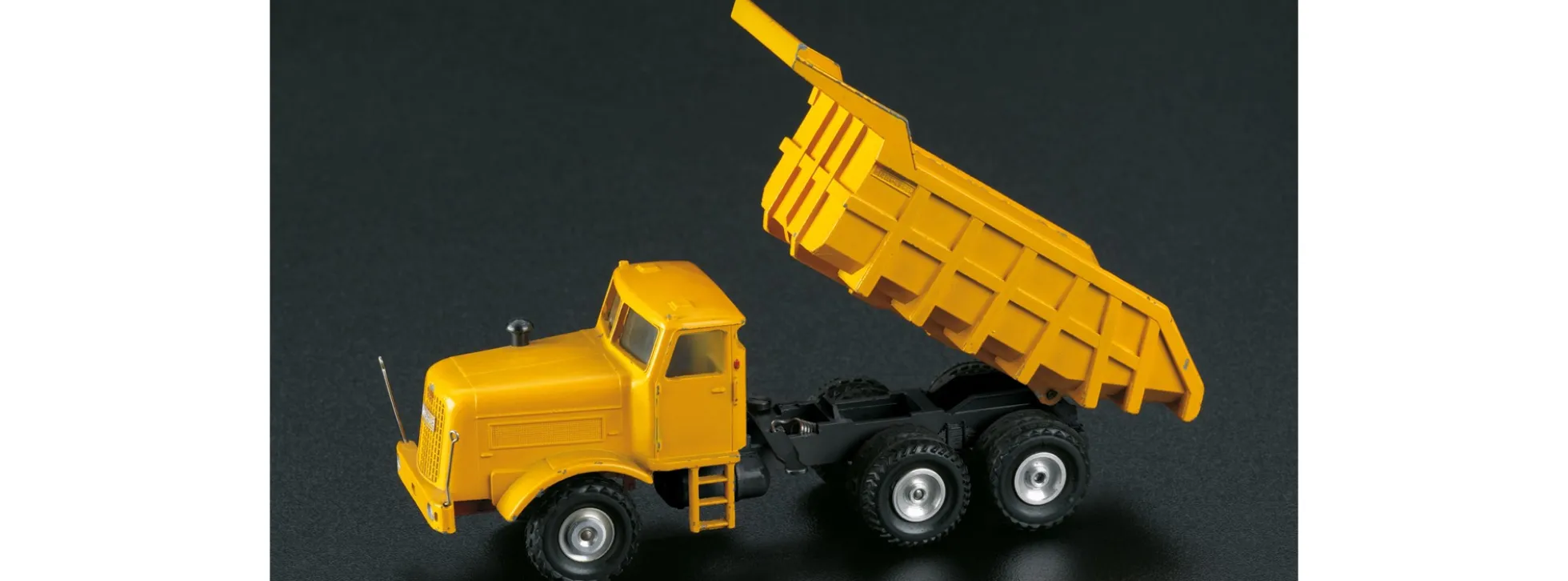 märklin 18016 Kaelble Muldenkipper mit Kipp-Funktion | LKW-Modell 1:45