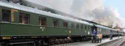 märklin 42514 4-tlg. Set Schnellzugwagen zur BR 19.0 Sachsenstolz DR | Spur H0