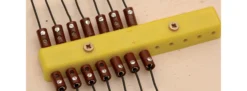 PIKO 55770 Verteilerplatte 24-polig | 2 Stück | gelb/braun | Elektrozubehör