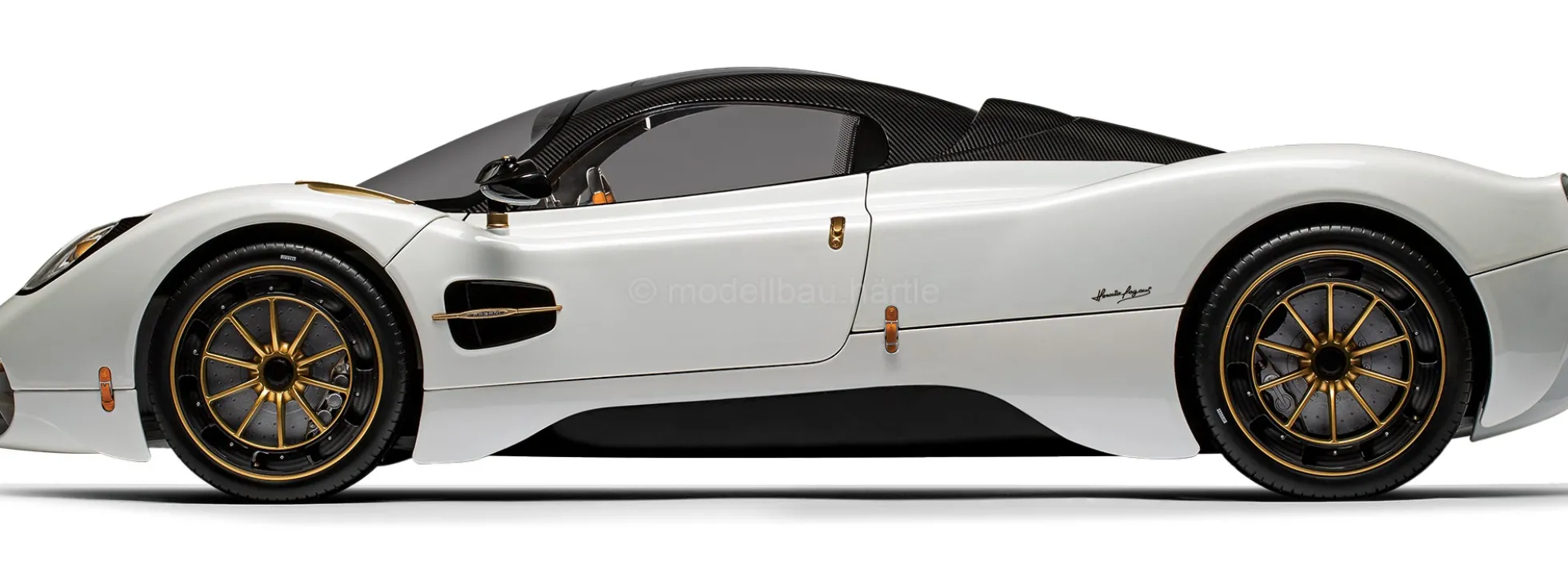 POCHER HK123 Pagani Utopia Coupe - Bianco Perla | Premium Auto Bausatz 1:8
