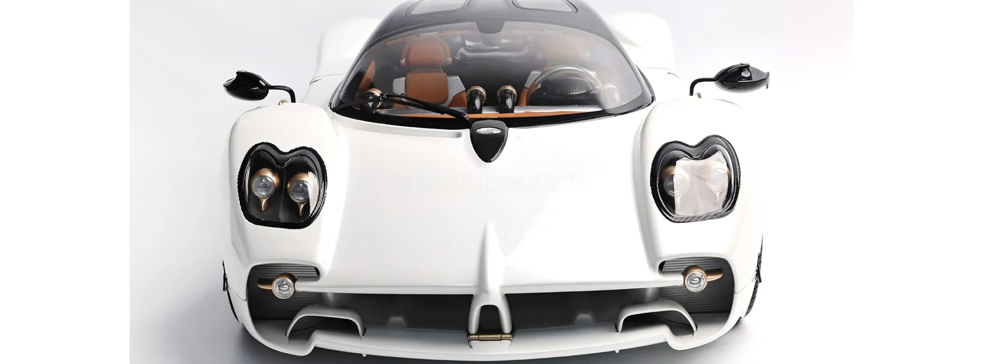 POCHER HK123 Pagani Utopia Coupe - Bianco Perla | Premium Auto Bausatz 1:8
