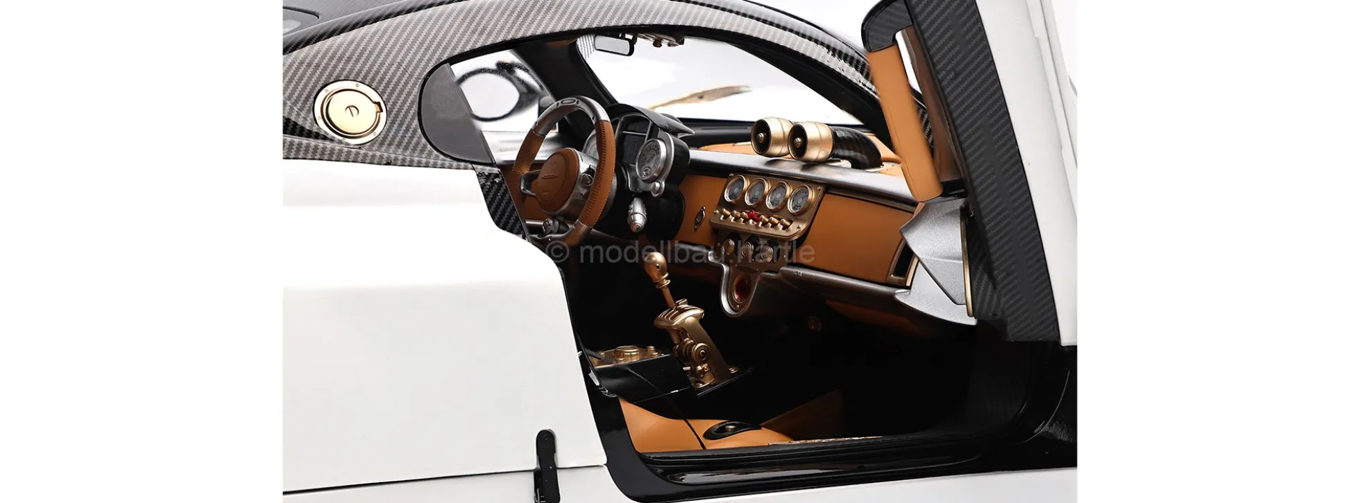 POCHER HK123 Pagani Utopia Coupe - Bianco Perla | Premium Auto Bausatz 1:8