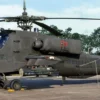 Revell 04985 AH-64A Apache | Hubschrauber Bausatz 1:100