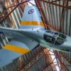 Revell 03786 Hawker Hunter T.7/T.7A | Flugzeug Bausatz 1:32