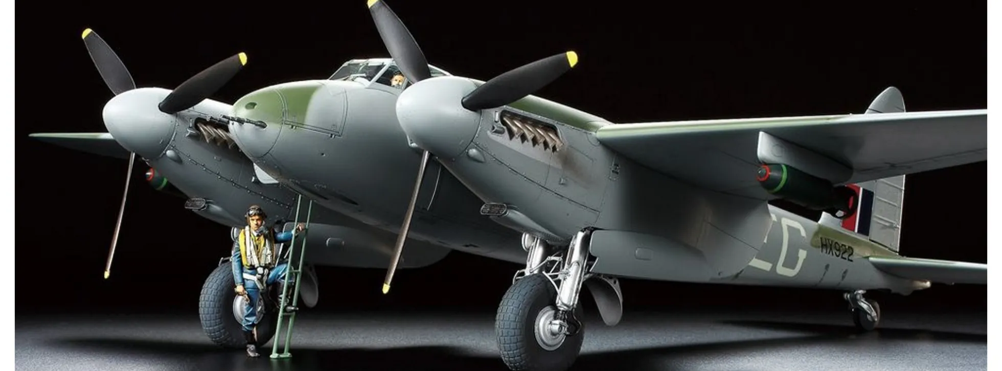 TAMIYA 60326 DeHavilland Mosquito FB Mk.VI | Flugzeug Bausatz 1:32