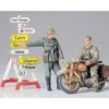 TAMIYA 35241 Deutsche Feldpolizei mit Motorrad Bausatz 1:35