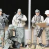 TAMIYA 35212 Deutsche Soldaten bei Befehlsausgabe | 5 Stück | Figuren Bausatz 1:35