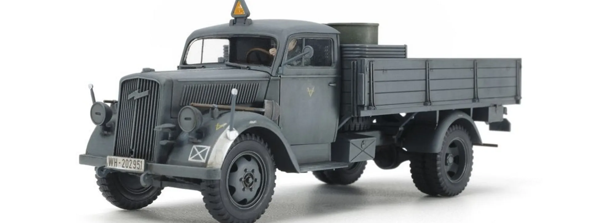 TAMIYA 32585 Dt. 3ton Transport LKW 4x2 | Militär Bausatz 1:48