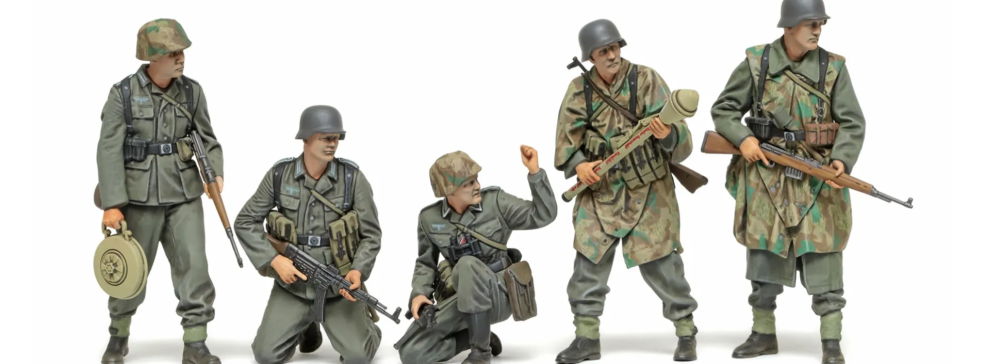 TAMIYA 35382 Figuren-Set Deutsche Infanterie 1943-45 | 5 Stück | Figuren Bausatz 1:35