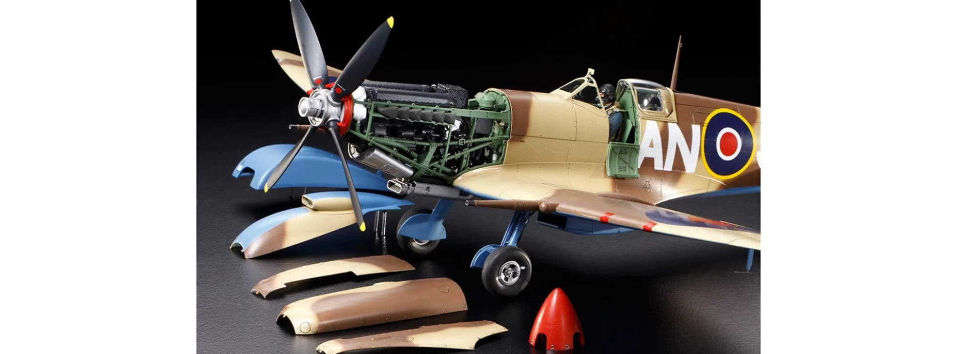 TAMIYA 60320 Supermarine Spitfire Mk.VIII | Flugzeug Bausatz 1:32