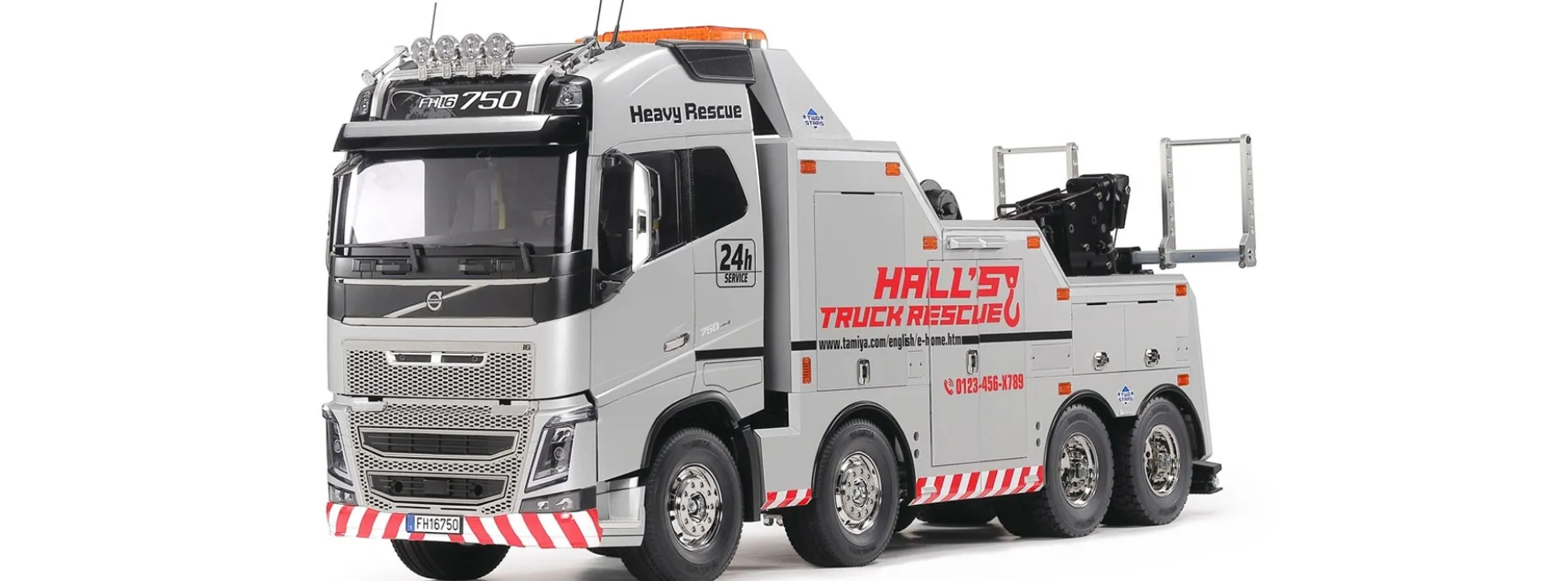 TAMIYA 47528 Volvo FH16 Abschlepper 8x4 - silber | RC LKW Bausatz 1:14