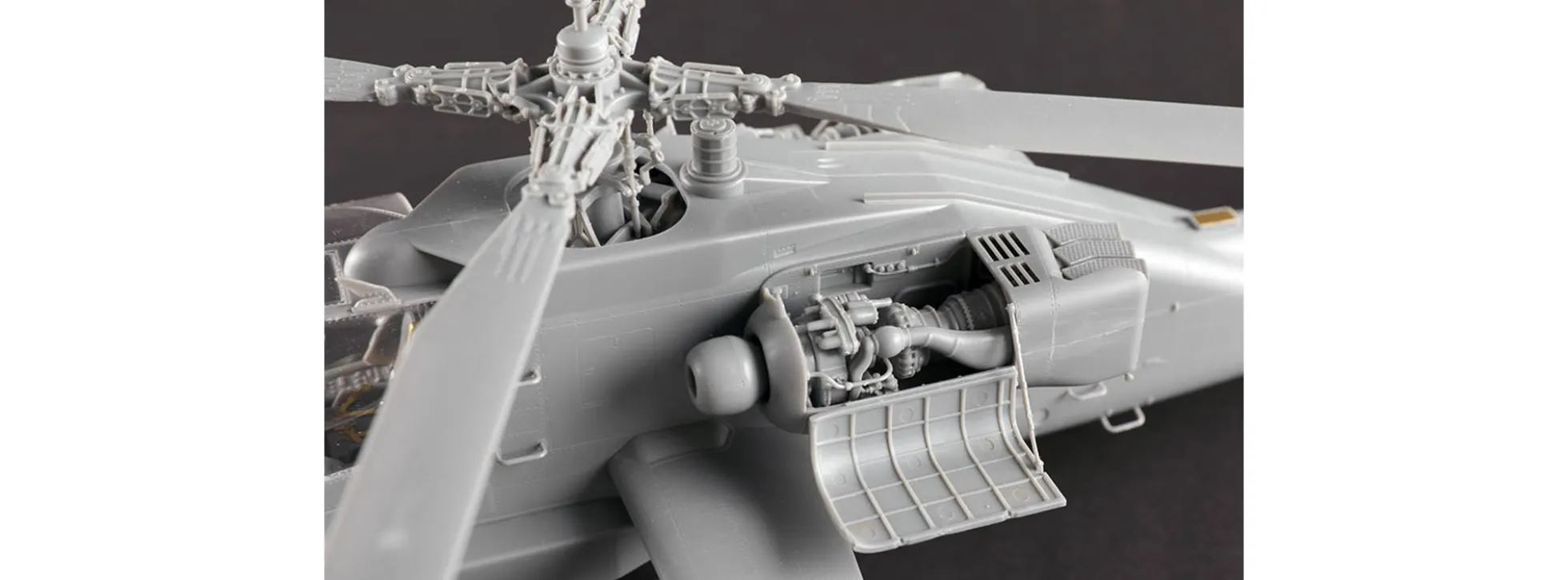 TRUMPETER 05115 Boeing AH-64A Apache | Hubschrauber Bausatz 1:35