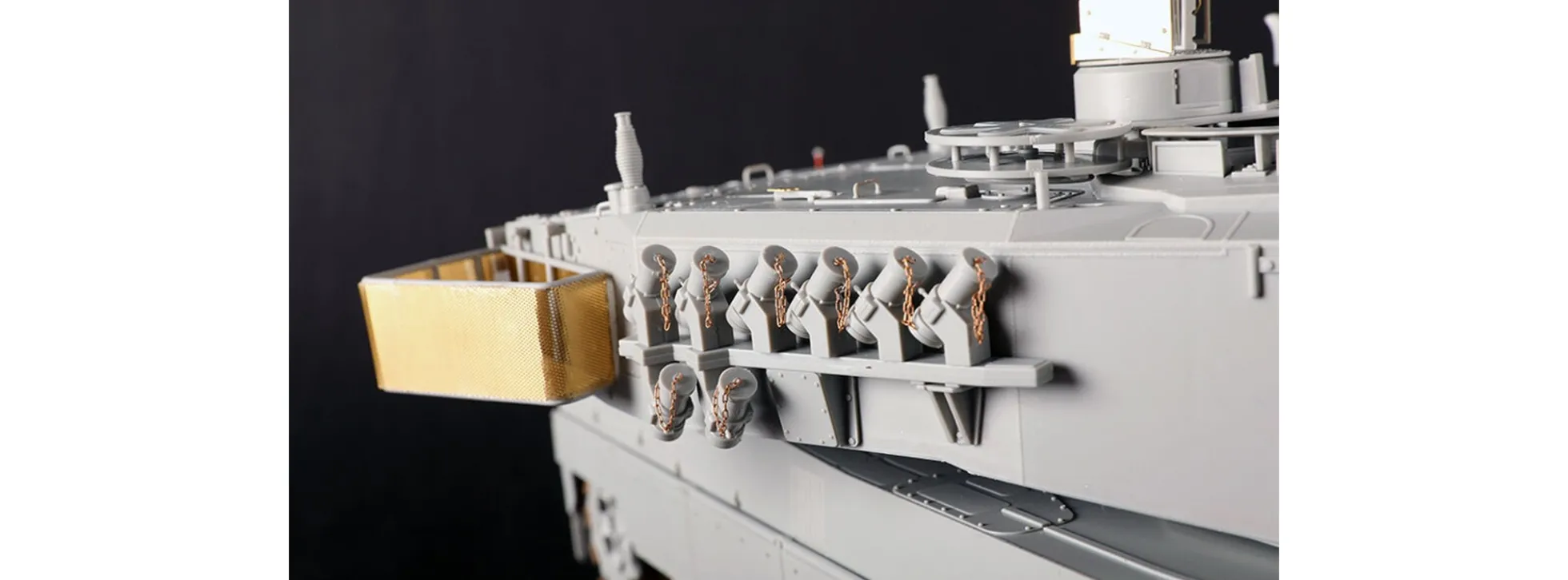 TRUMPETER 00966 Deutscher Kampfpanzer Leopard 2A6 | Panzer Bausatz 1:16