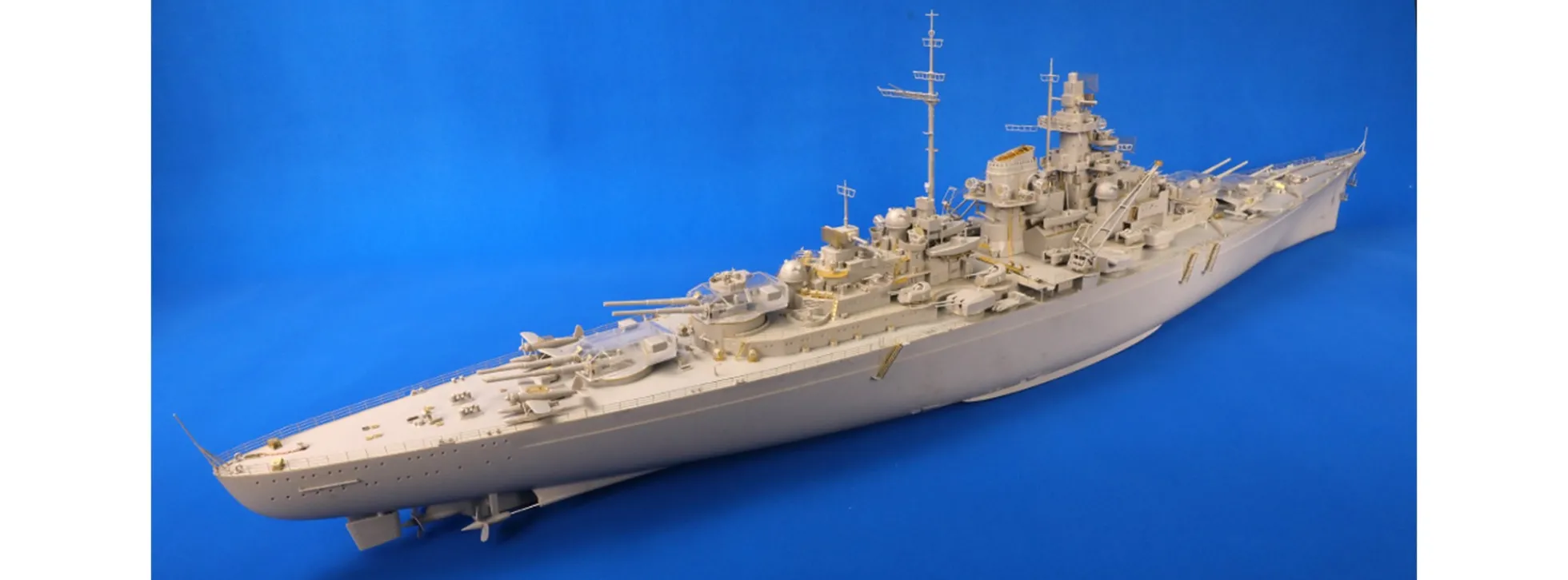 TRUMPETER 03703 Deutsches Schlachtschiff Tirpitz | Schiff Bausatz 1:200
