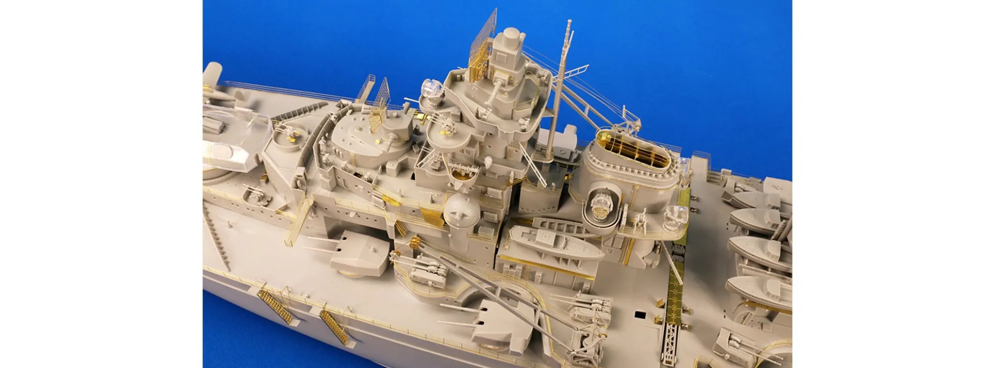 TRUMPETER 03703 Deutsches Schlachtschiff Tirpitz | Schiff Bausatz 1:200