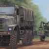 TRUMPETER 01011 Medium Tactical Vehicle Replacement | Militär Bausatz 1:35