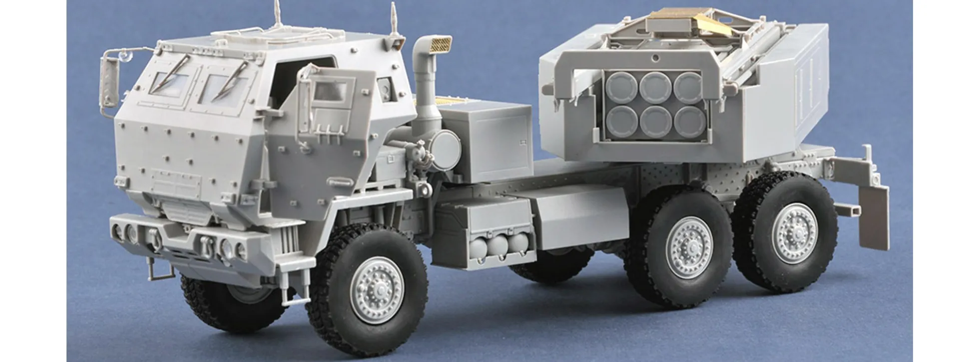 TRUMPETER 01041 M142 High Mobility Artillery Rocket System | Militär Bausatz 1:35