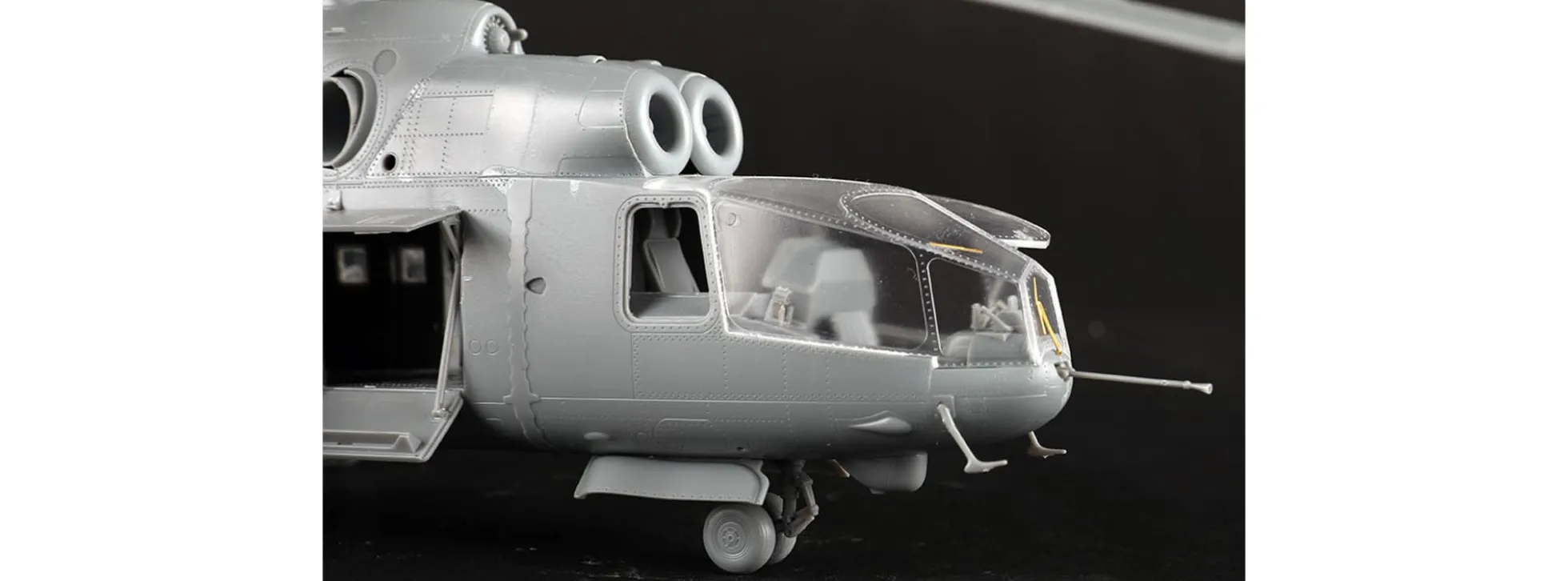 TRUMPETER 05828 Mil Mi-24A Hind-B | Hubschrauber Bausatz 1:48