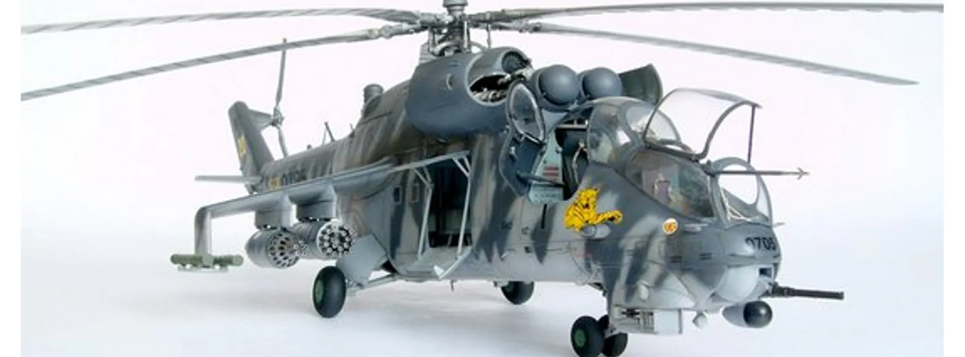 TRUMPETER 05103 Mil Mi-24 V Hind-E Kampfhubschrauber Bausatz 1:35