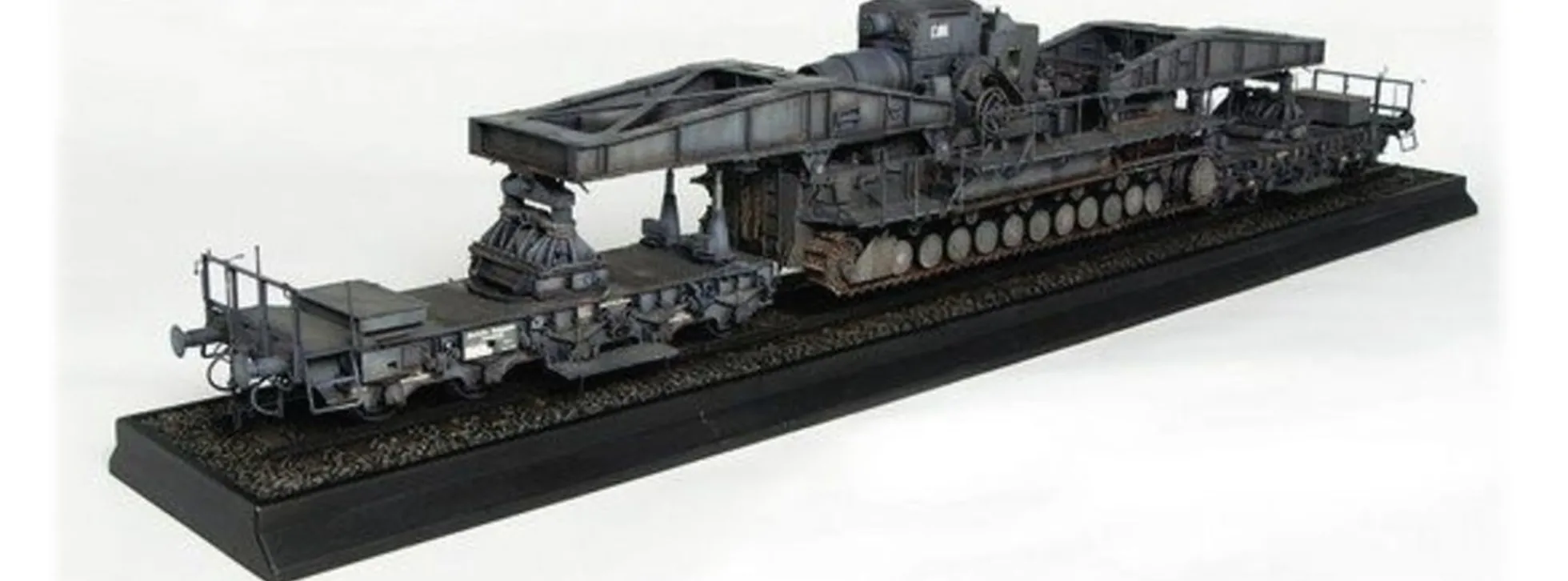 TRUMPETER 00209 Mörser Karl Gerät 040/041 Eisenbahntransport Bausatz 1:35